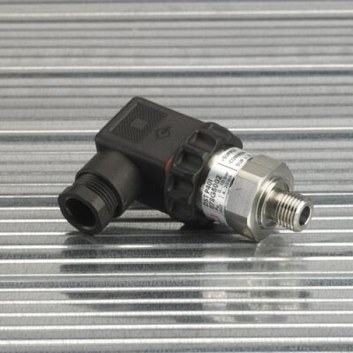 DANFOSS  078G5008 — Преобразователь (датчик) давления DST P40I, 0-10 бар, выходной сигнал 4-20 мА, присоединение по давлению G1/2, IP 65 
